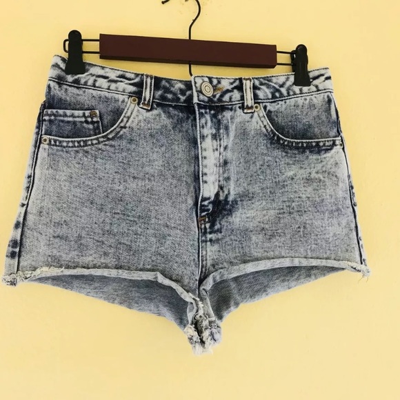 ASOS Blue Acid Wash High Waist Shorts Women Size 6 - Picture 2 of 5